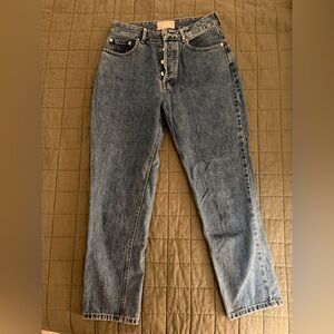 EVERLANE
The Curvy 90% Cheeky Straight Jean